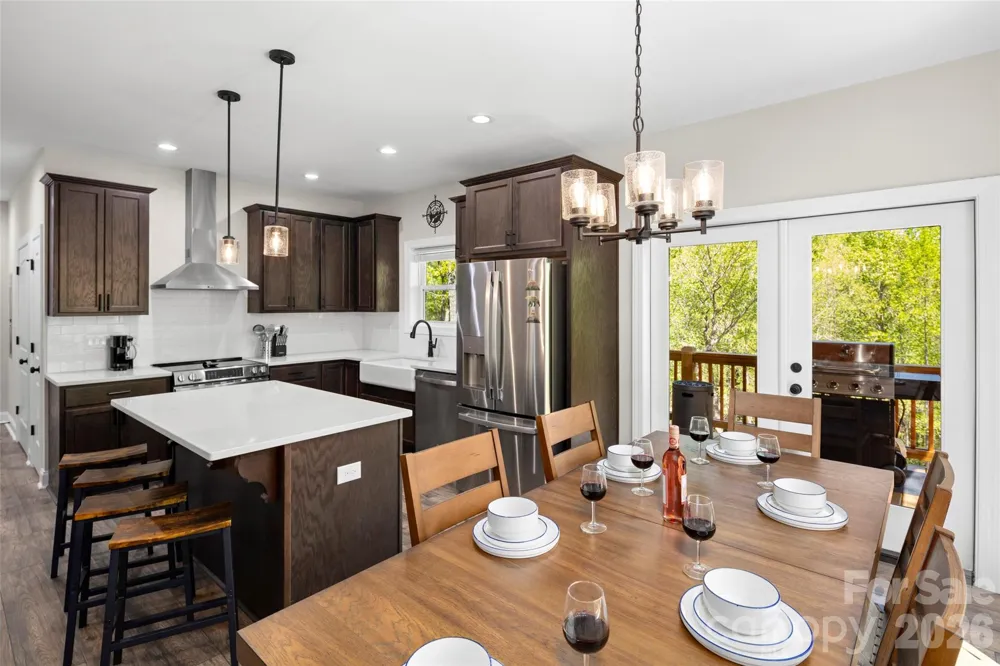 233 Arcadia Falls Way Black Mountain, NC 28711