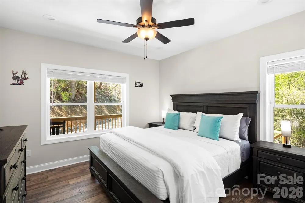 233 Arcadia Falls Way Black Mountain, NC 28711