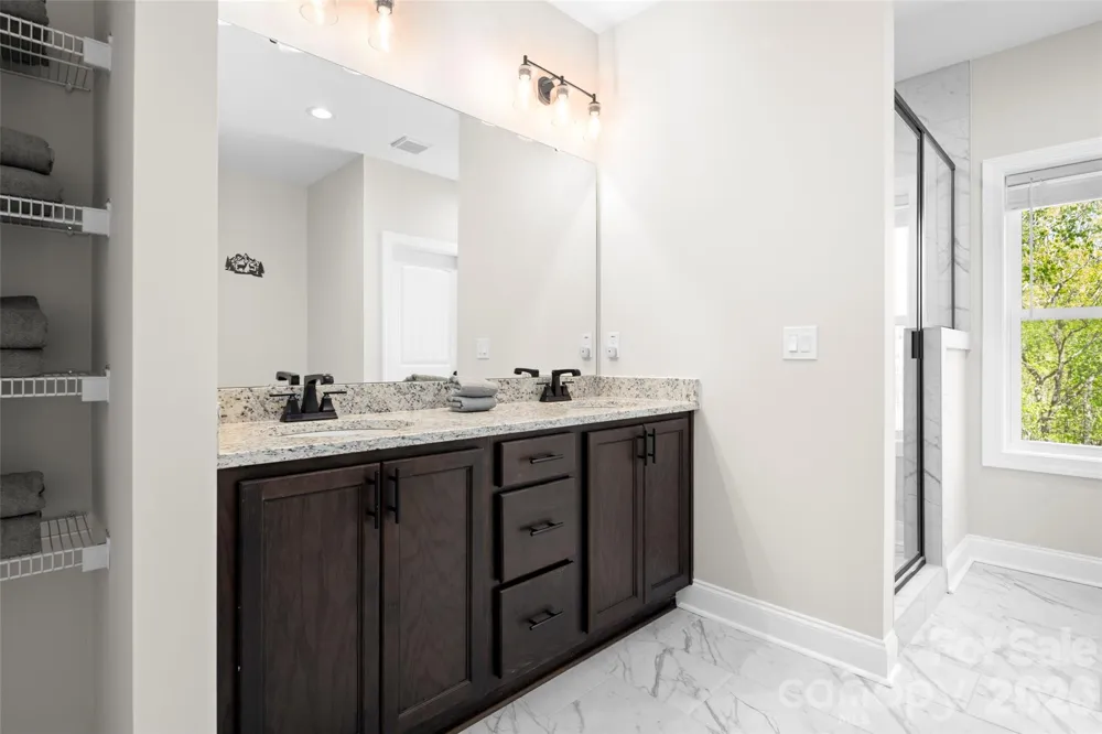 233 Arcadia Falls Way Black Mountain, NC 28711