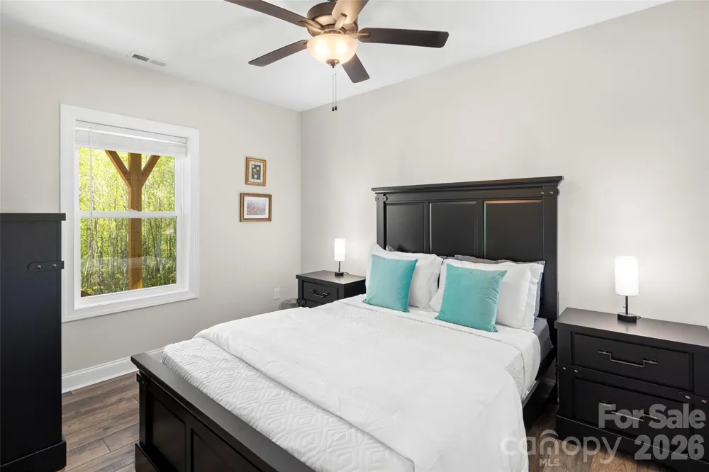 233 Arcadia Falls Way Black Mountain, NC 28711