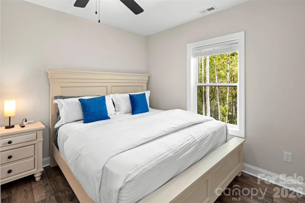 233 Arcadia Falls Way Black Mountain, NC 28711