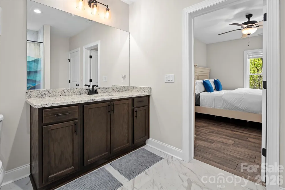 233 Arcadia Falls Way Black Mountain, NC 28711