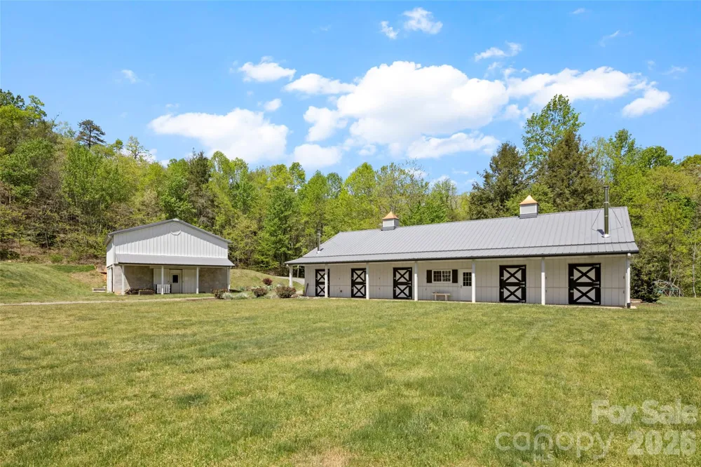233 Arcadia Falls Way Black Mountain, NC 28711