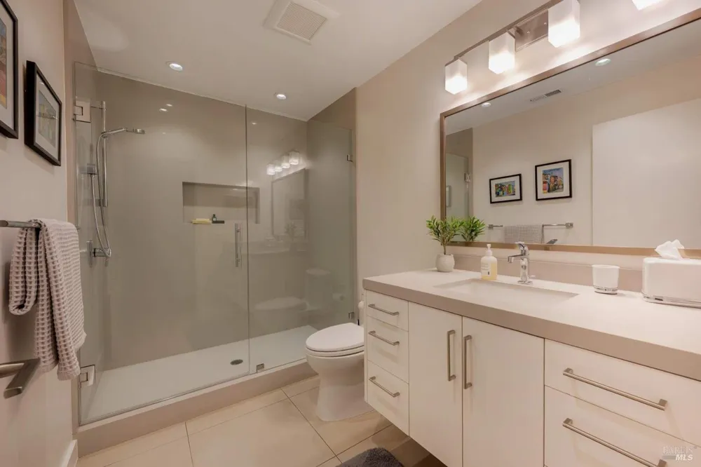942 Country Club Lane Sonoma, CA 95476