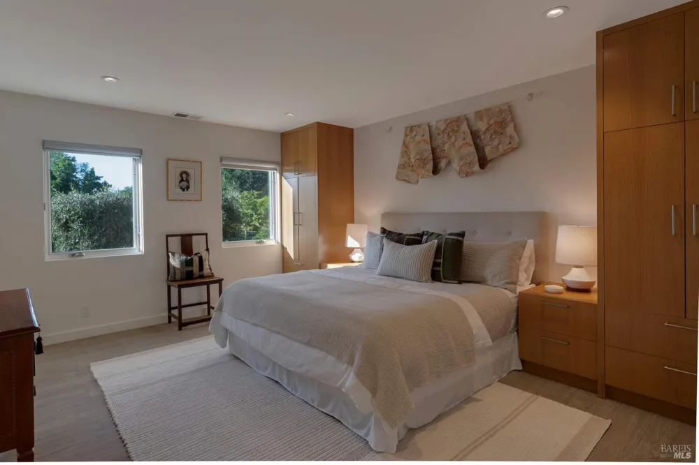 942 Country Club Lane Sonoma, CA 95476