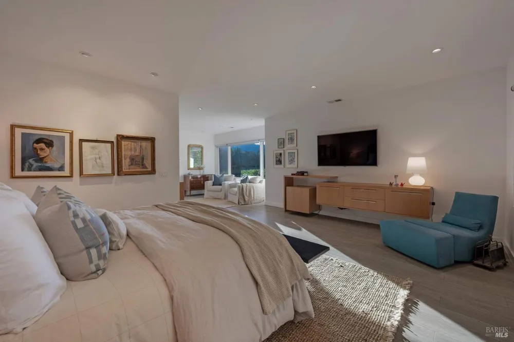 942 Country Club Lane Sonoma, CA 95476