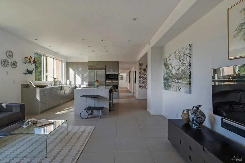 942 Country Club Lane Sonoma, CA 95476