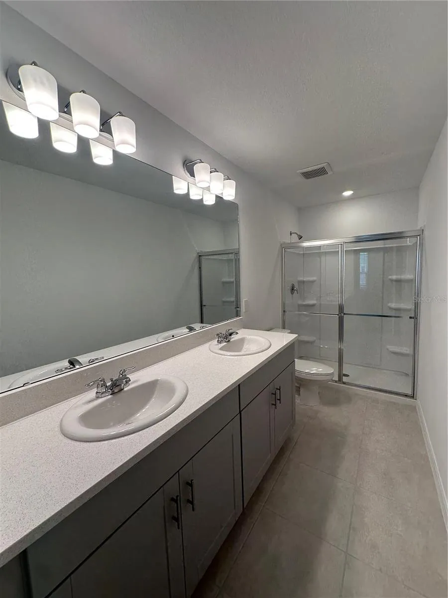3137 SKYLINE LOOP Kissimmee, FL 34758
