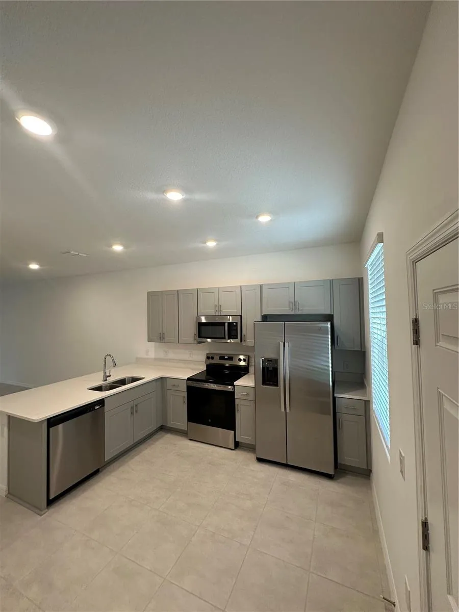 3137 SKYLINE LOOP Kissimmee, FL 34758