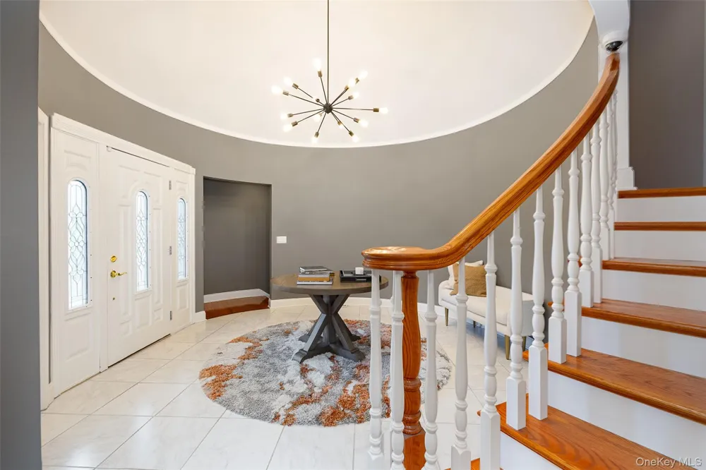 10 Quail Ridge Road Hyde Park, NY 12538
