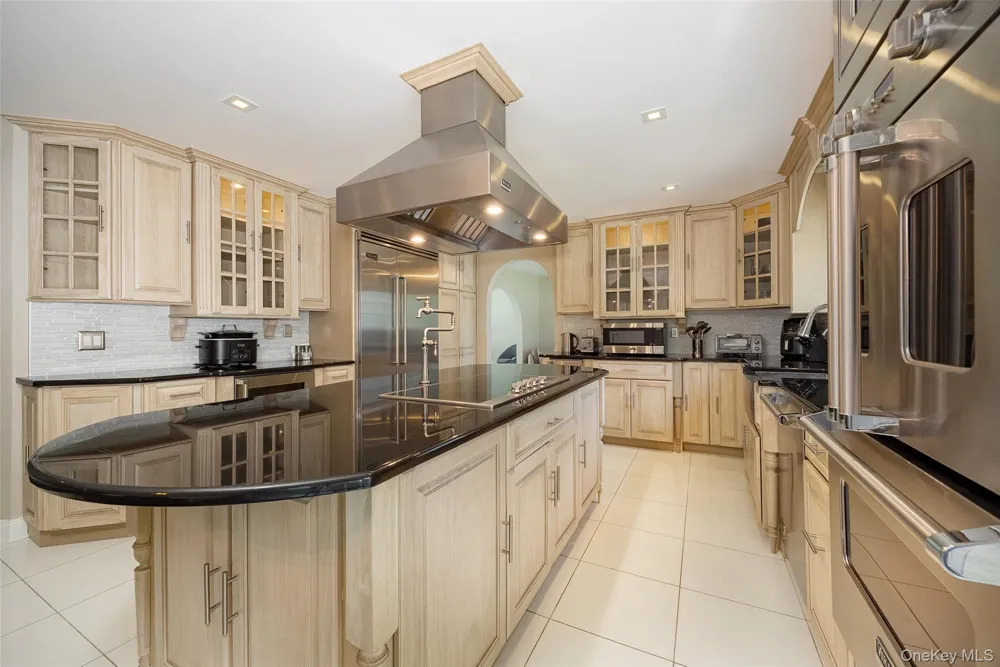 10 Quail Ridge Road Hyde Park, NY 12538