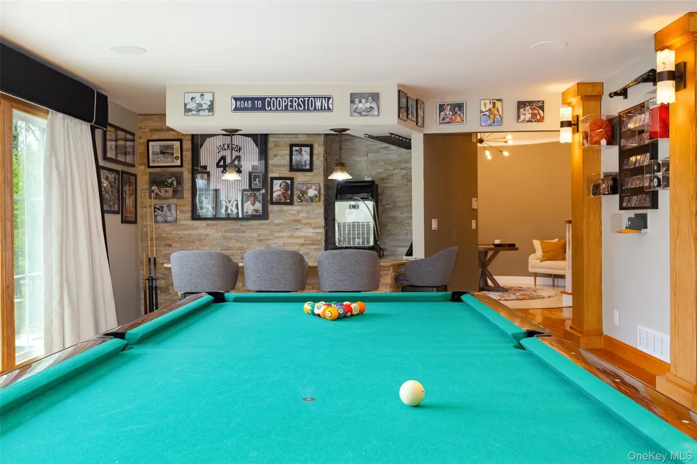 10 Quail Ridge Road Hyde Park, NY 12538