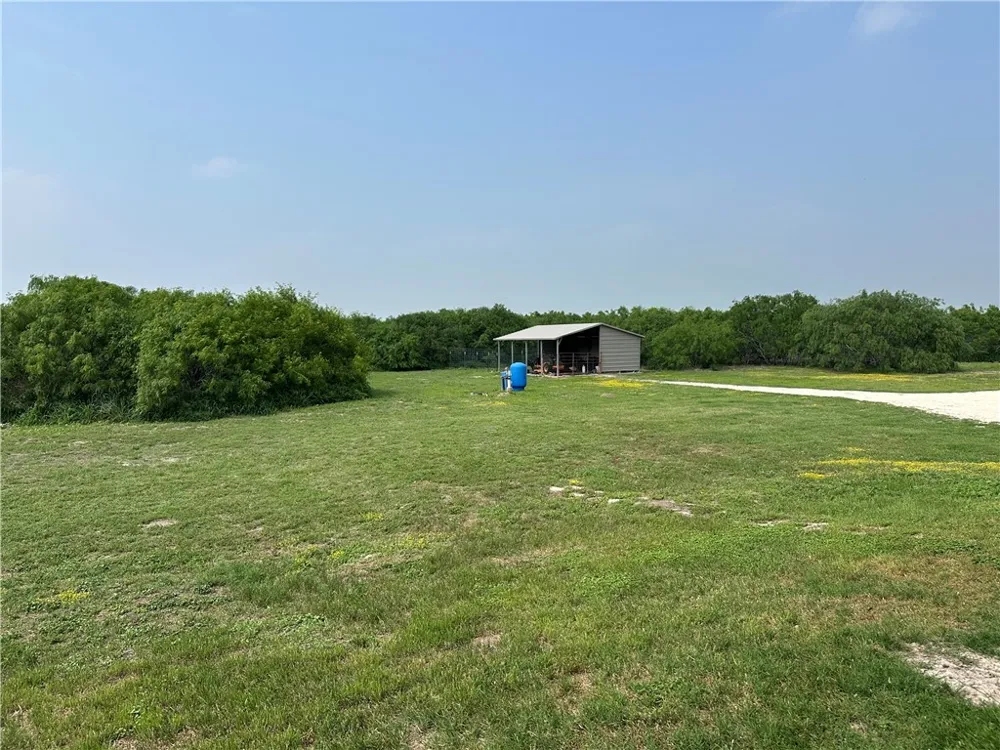 14244 County Road 1144 Sinton, TX 78387