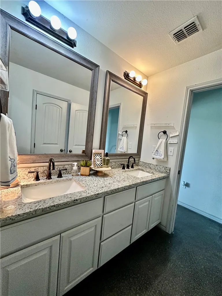 14244 County Road 1144 Sinton, TX 78387