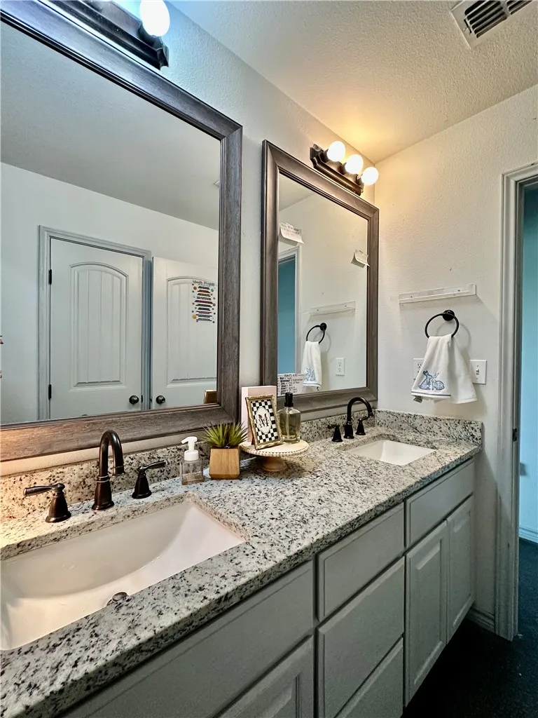 14244 County Road 1144 Sinton, TX 78387