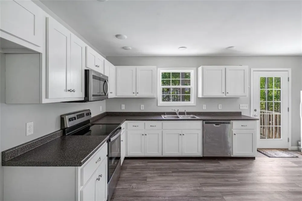 4280 Old Dixie Highway Dalton, GA 30721