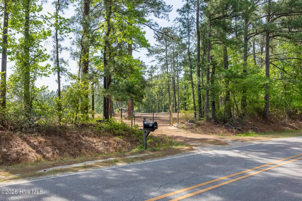 935 Mcgill Road Vass, NC 28394