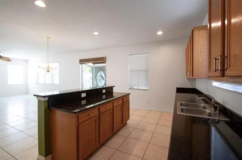1412 BLACKWATER POND DRIVE Orlando, FL 32828