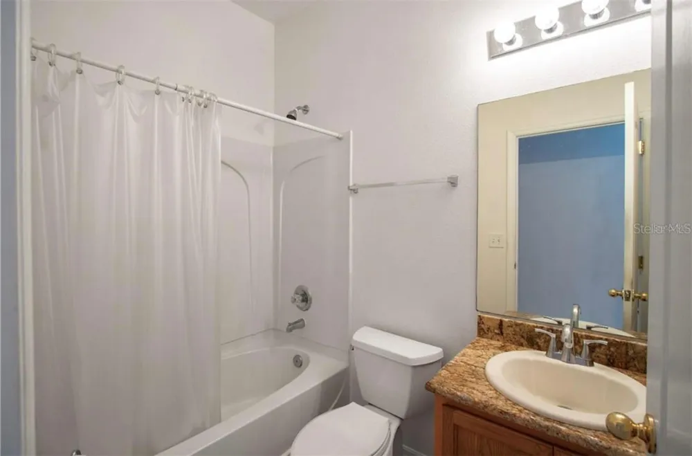 1412 BLACKWATER POND DRIVE Orlando, FL 32828