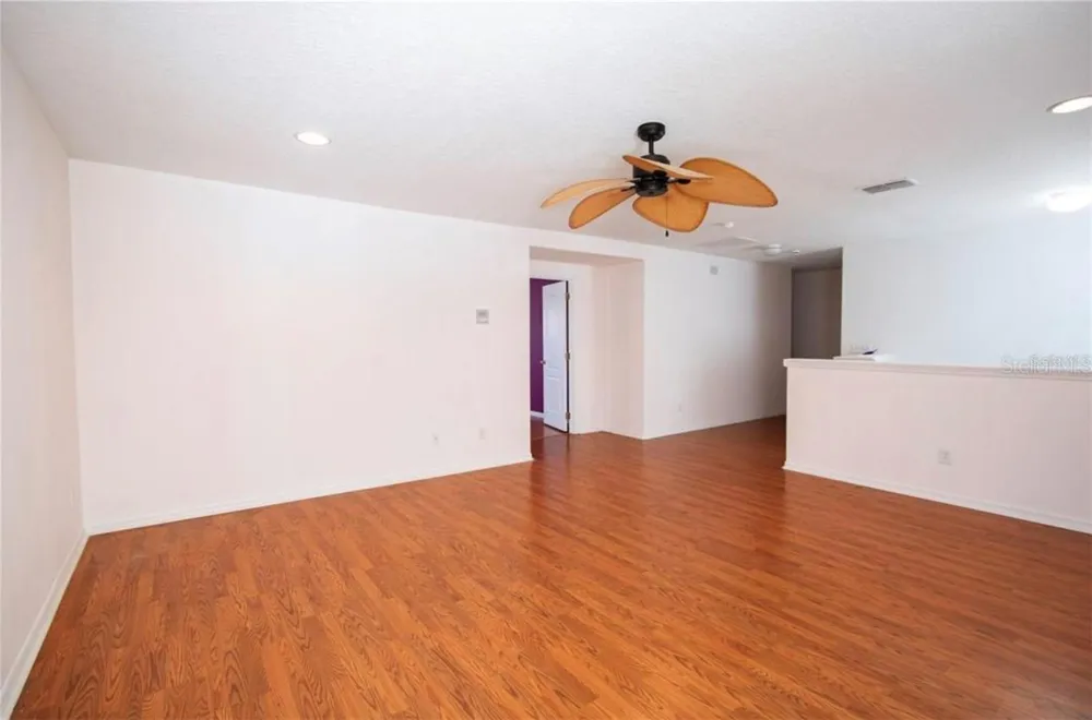 1412 BLACKWATER POND DRIVE Orlando, FL 32828
