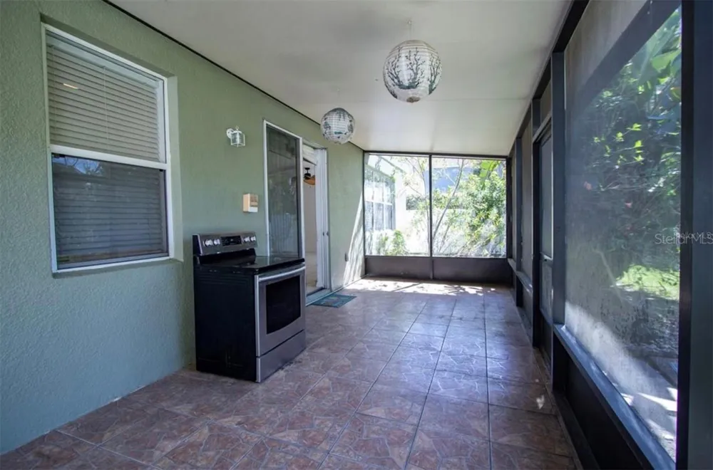 1412 BLACKWATER POND DRIVE Orlando, FL 32828