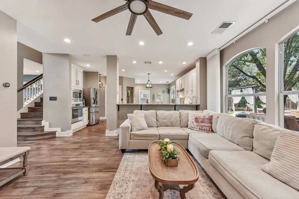 3219 Ash Glen Lane Round Rock, TX 78681