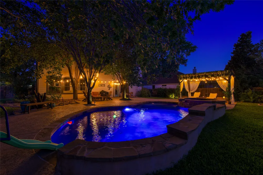 3219 Ash Glen Lane Round Rock, TX 78681