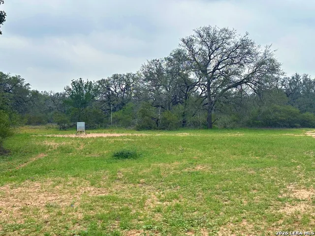 586 Jenschke Poteet, TX 78065