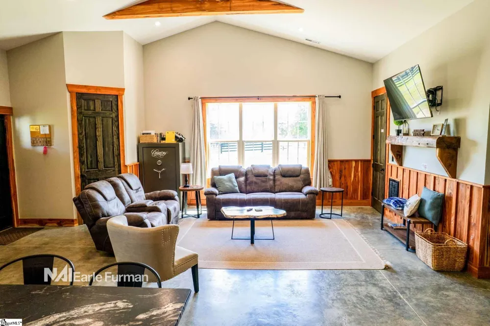 7483 252 Highway Honea Path, SC 29654