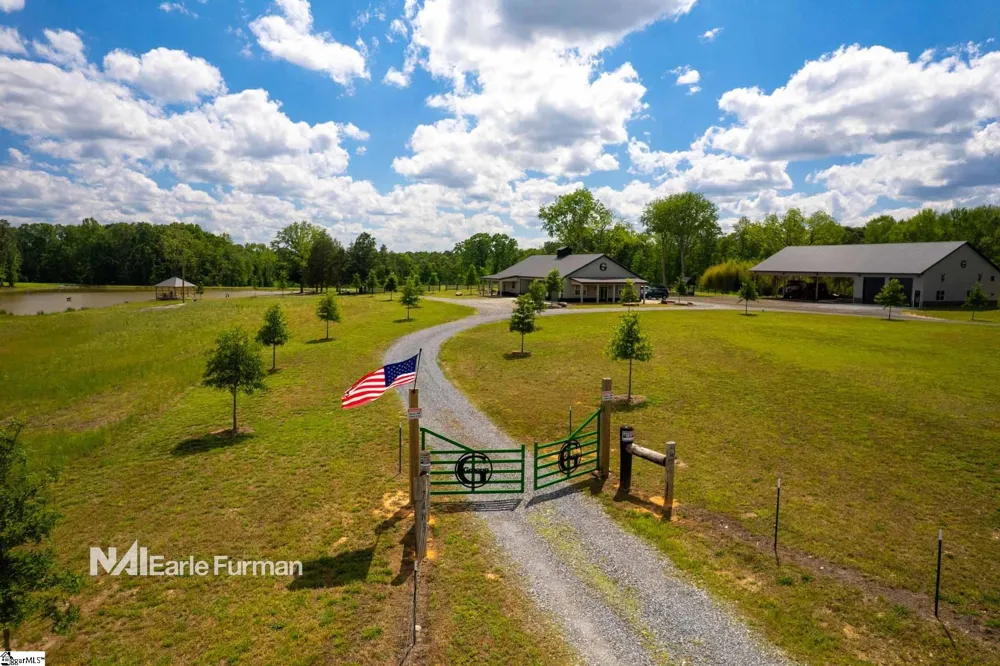 7483 252 Highway Honea Path, SC 29654