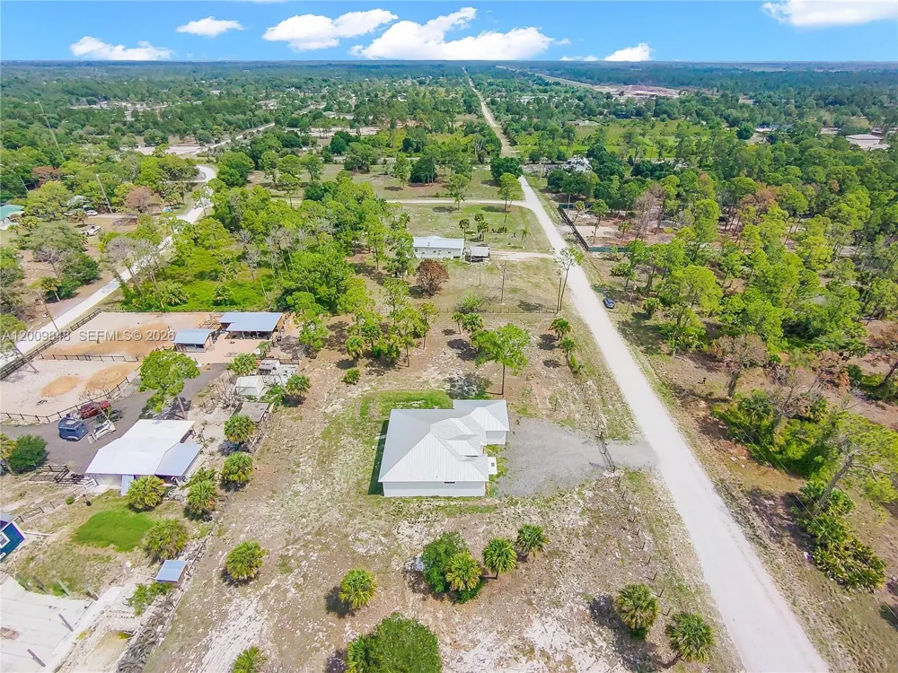 660 zambria Clewiston, FL 33440