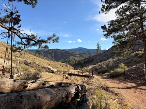16280 Cochise Trail