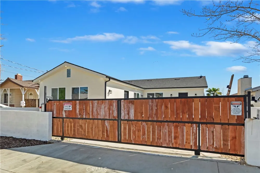 37918 Palm Vista Palmdale, CA 93550