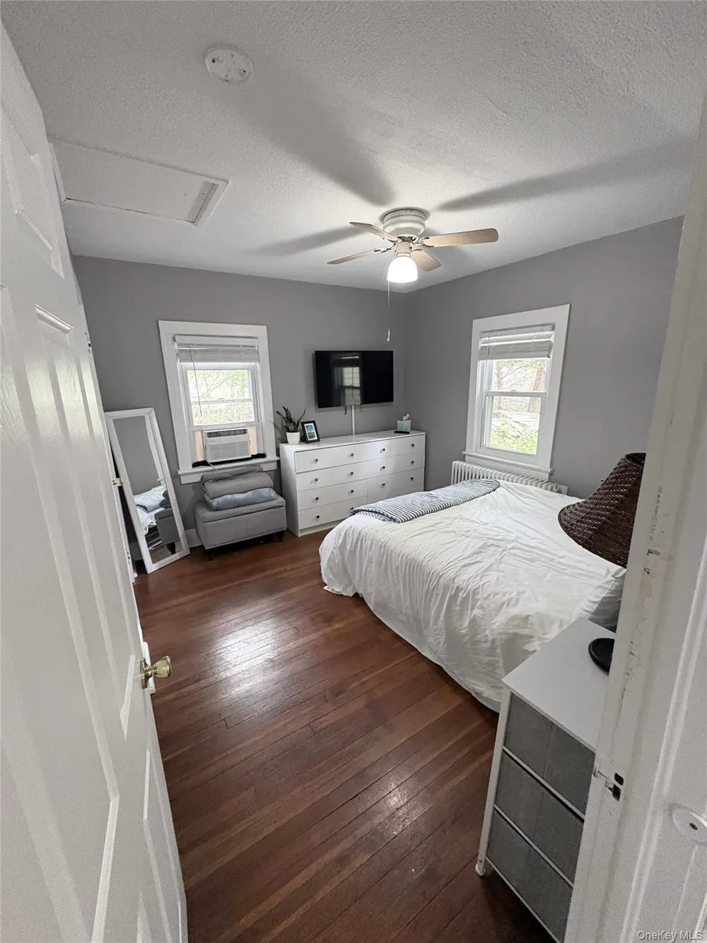 529 Montauk Highway Westhampton Beach, NY 11978
