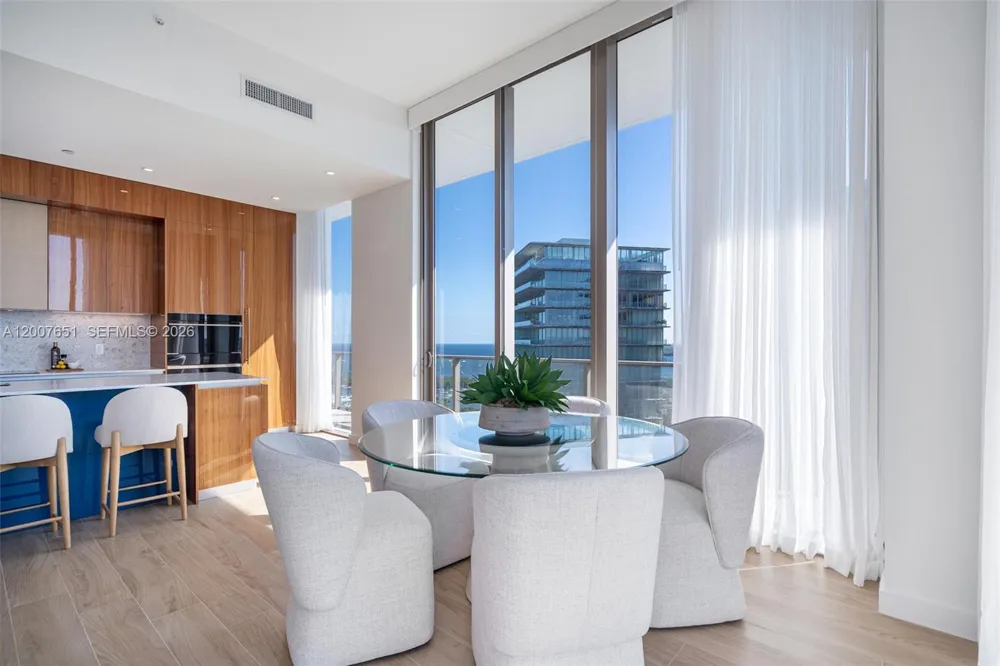 2655 S Bayshore Dr #1911 Coconut Grove, FL 33133