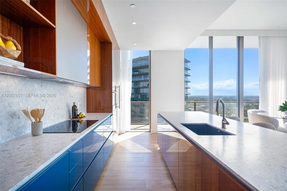 2655 S Bayshore Dr #1911 Coconut Grove, FL 33133