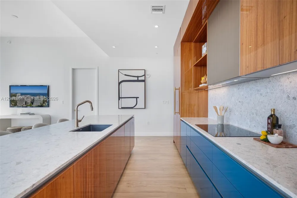 2655 S Bayshore Dr #1911 Coconut Grove, FL 33133