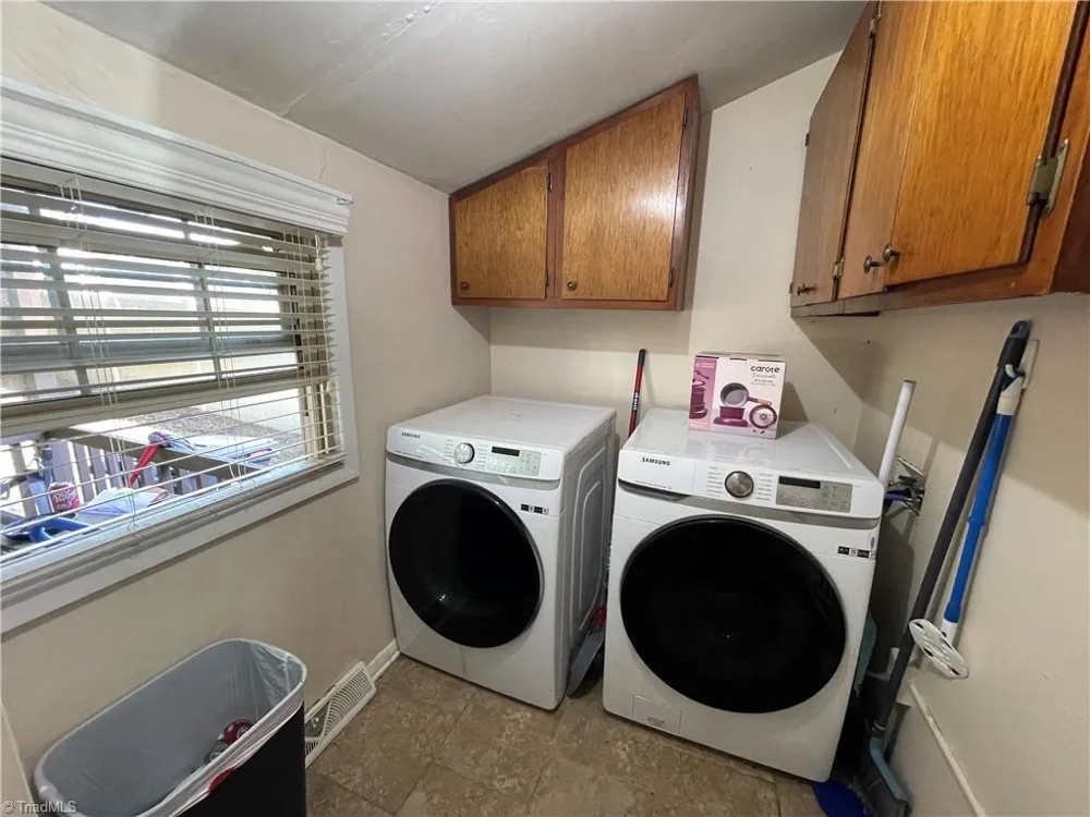 205 Spruce Street Lexington, NC 27292