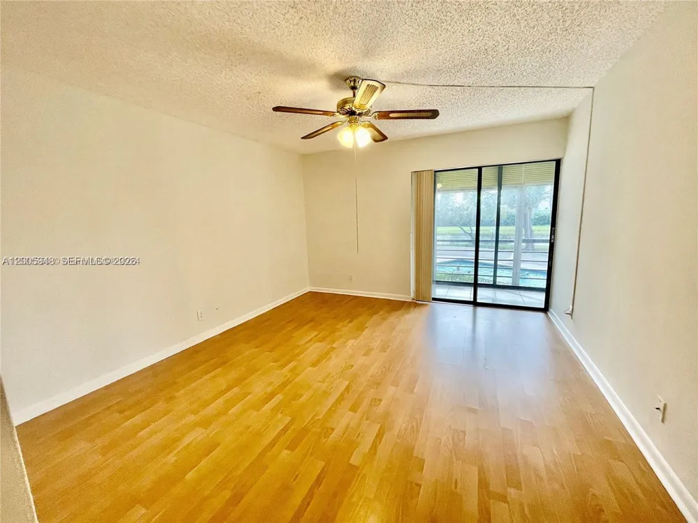 2320 S Cypress Bend Dr #204 Pompano Beach, FL 33069