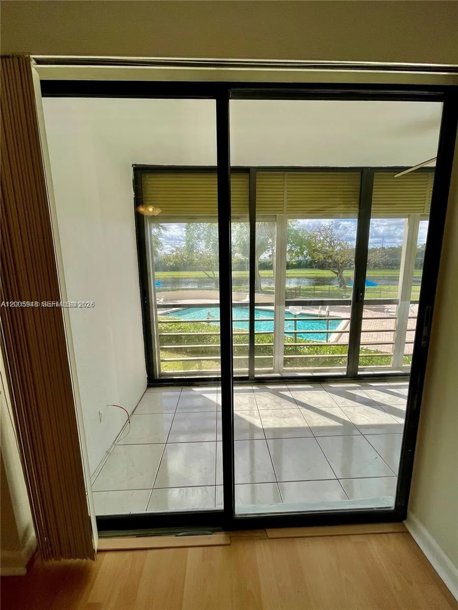 2320 S Cypress Bend Dr #204 Pompano Beach, FL 33069