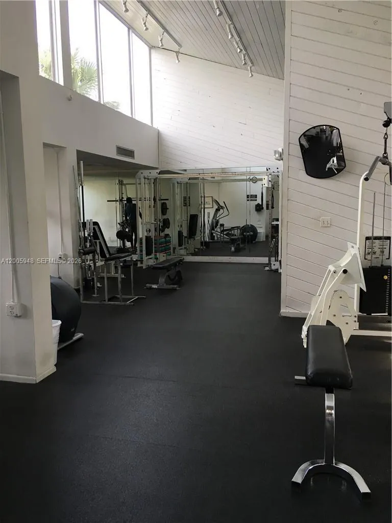 2320 S Cypress Bend Dr #204 Pompano Beach, FL 33069