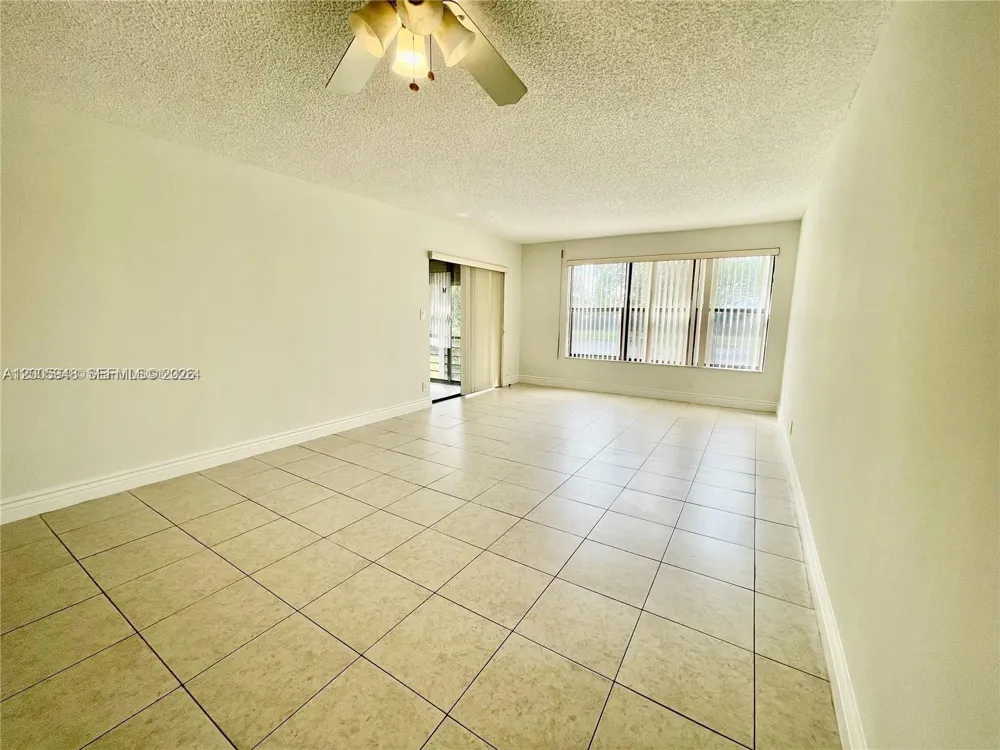 2320 S Cypress Bend Dr #204 Pompano Beach, FL 33069