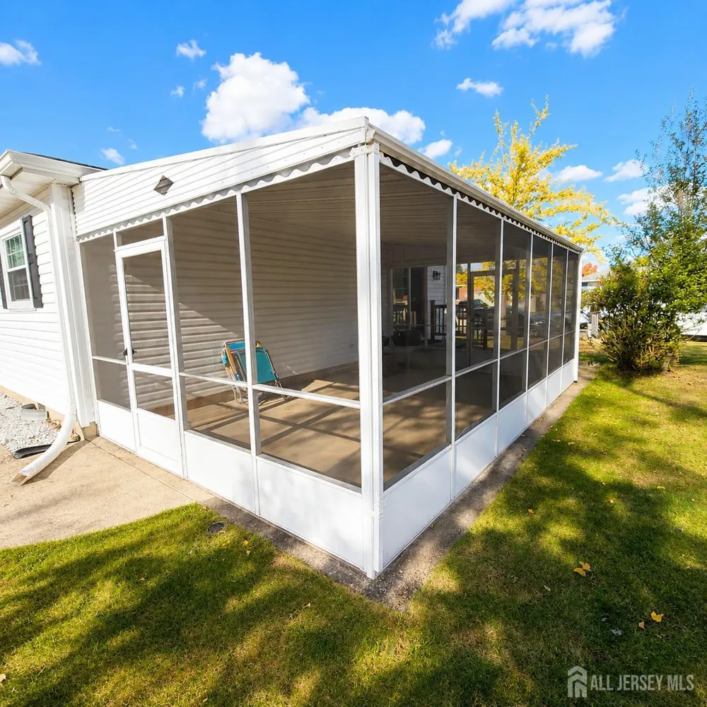 71 Bimini Drive Berkeley, NJ 08757