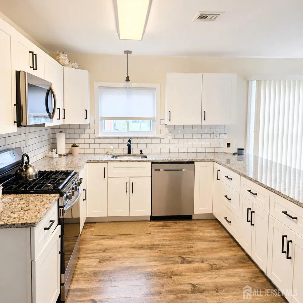 71 Bimini Drive Berkeley, NJ 08757