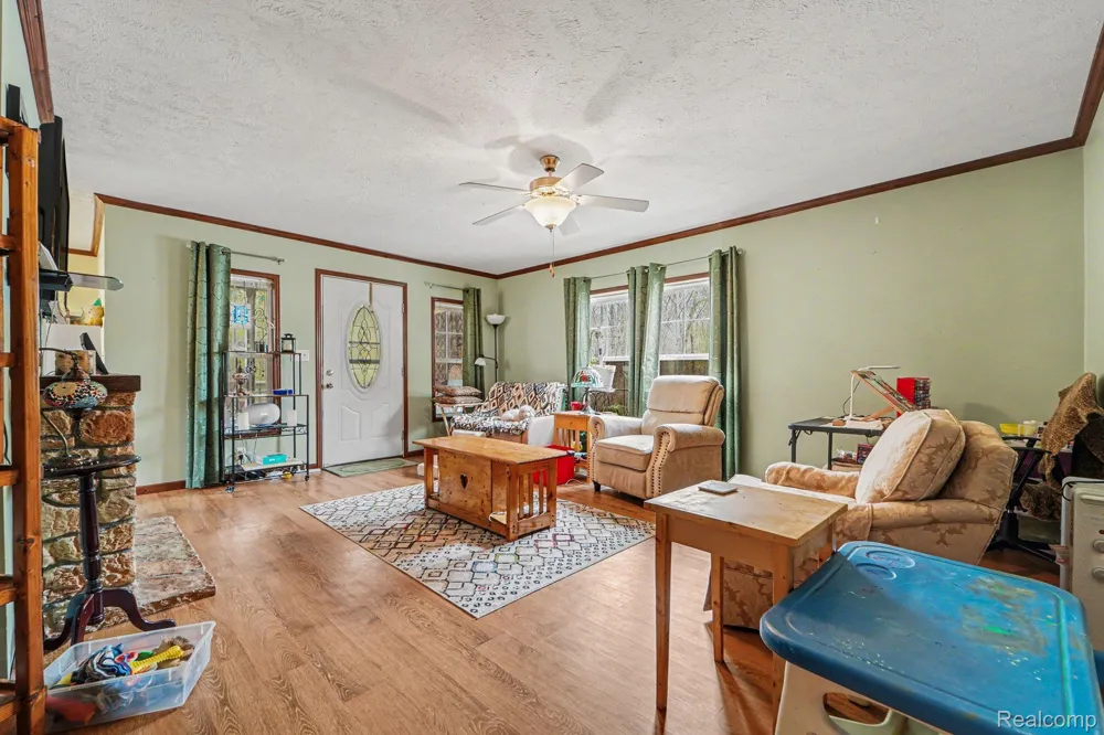 1031 Falstaff Circle Salem Township, MI 48167