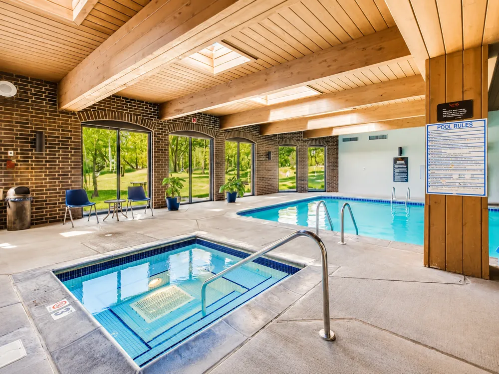 6051 Laurel Avenue #207 Golden Valley, MN 55416