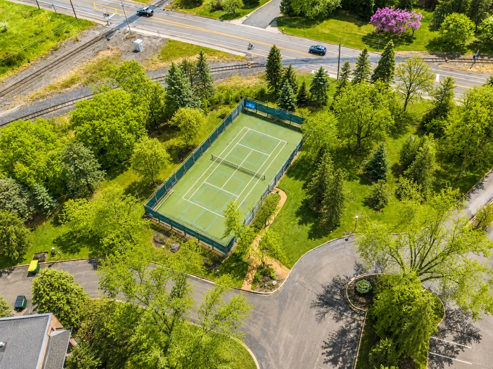 6051 Laurel Avenue #207 Golden Valley, MN 55416