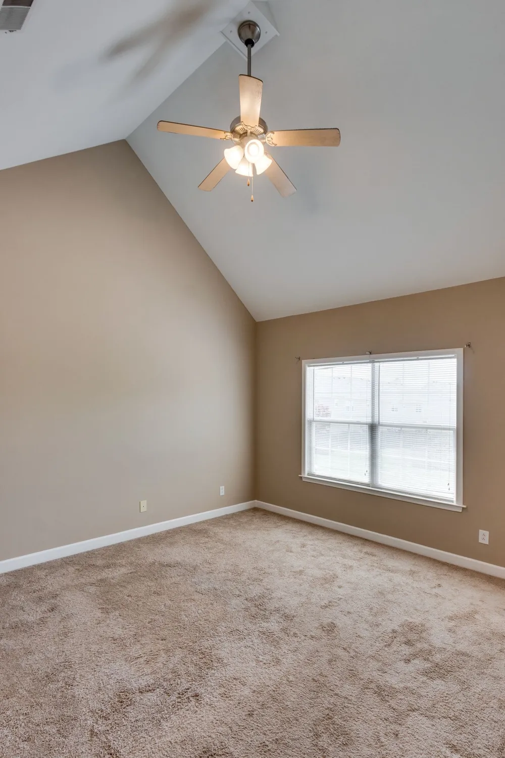 3041 Newport Valley Circle Thompsons Station, TN 37179