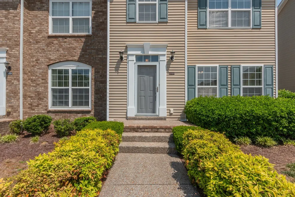 3041 Newport Valley Circle Thompsons Station, TN 37179
