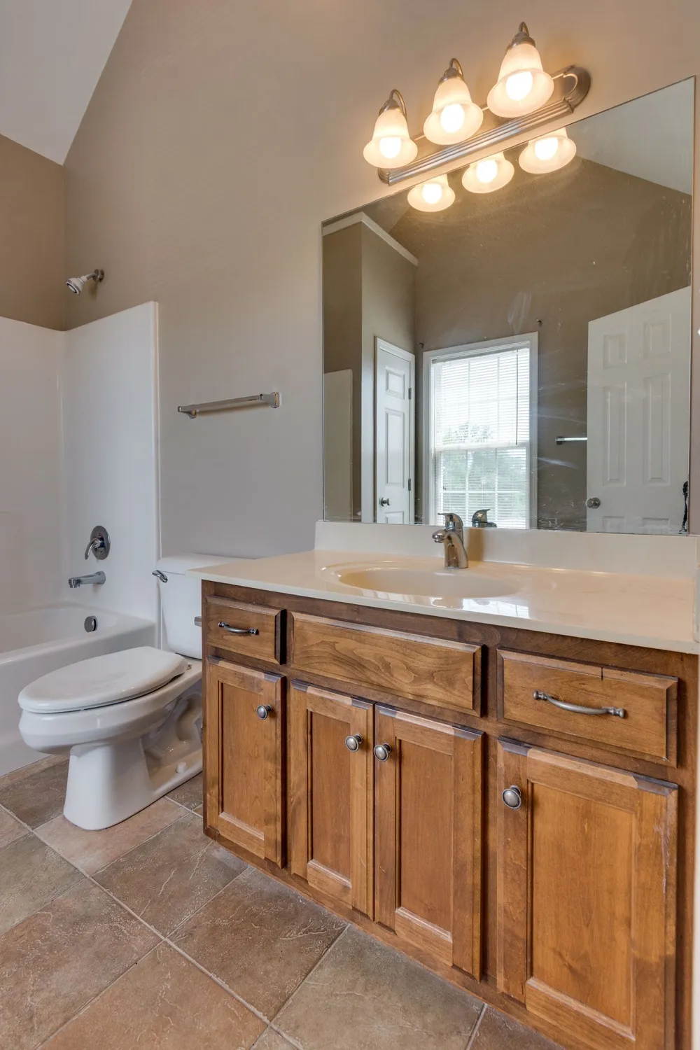 3041 Newport Valley Circle Thompsons Station, TN 37179